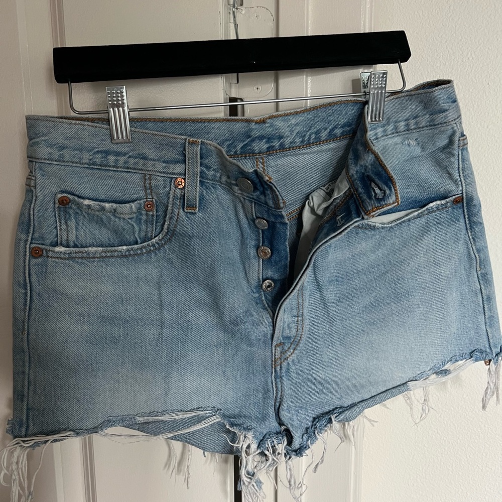 Levi’s 501 Jean Cutoff Shorts Size 30